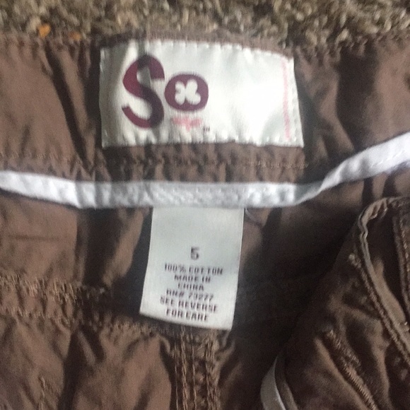 Shorts - Picture 3 of 3